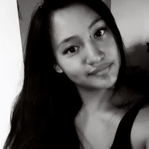 Meet your Posher, Flora